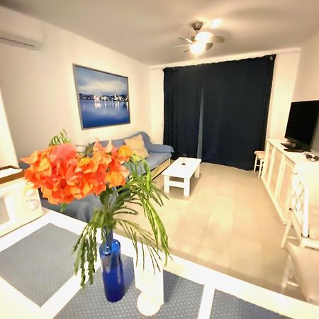 Apartamentos Los Dragos プエルト・デル・カルメン エクステリア 写真