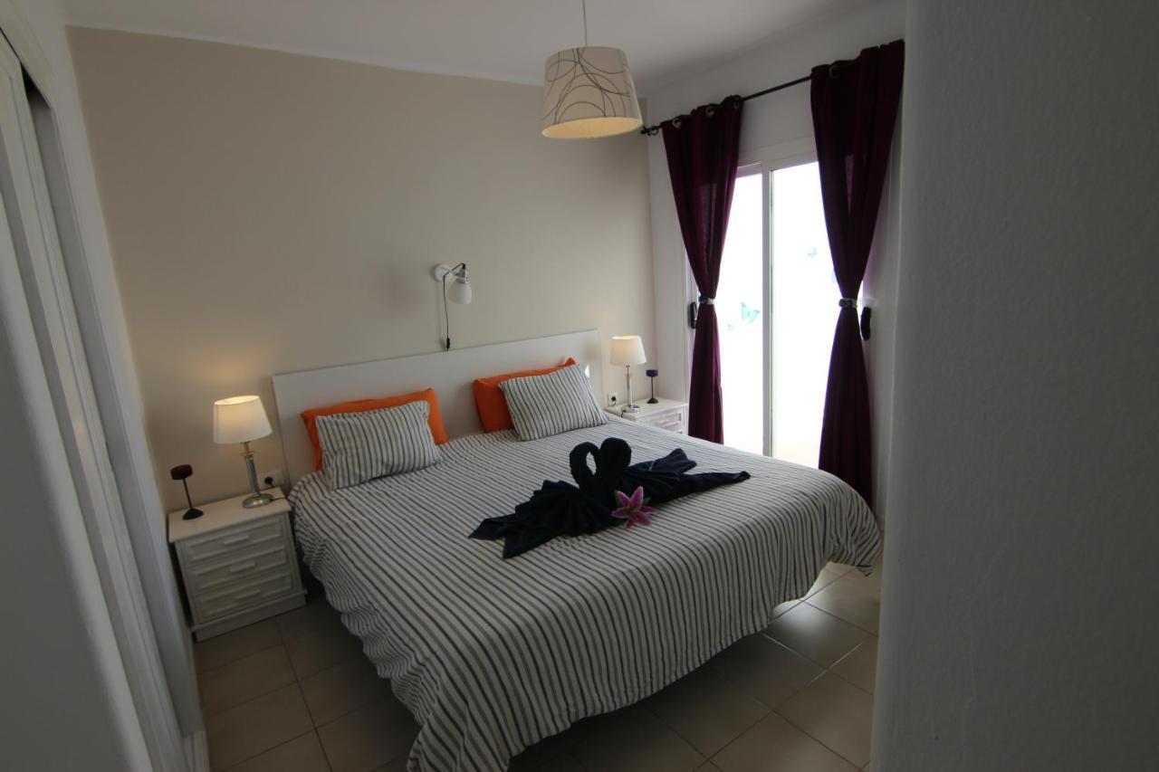 Apartamentos Los Dragos プエルト・デル・カルメン エクステリア 写真